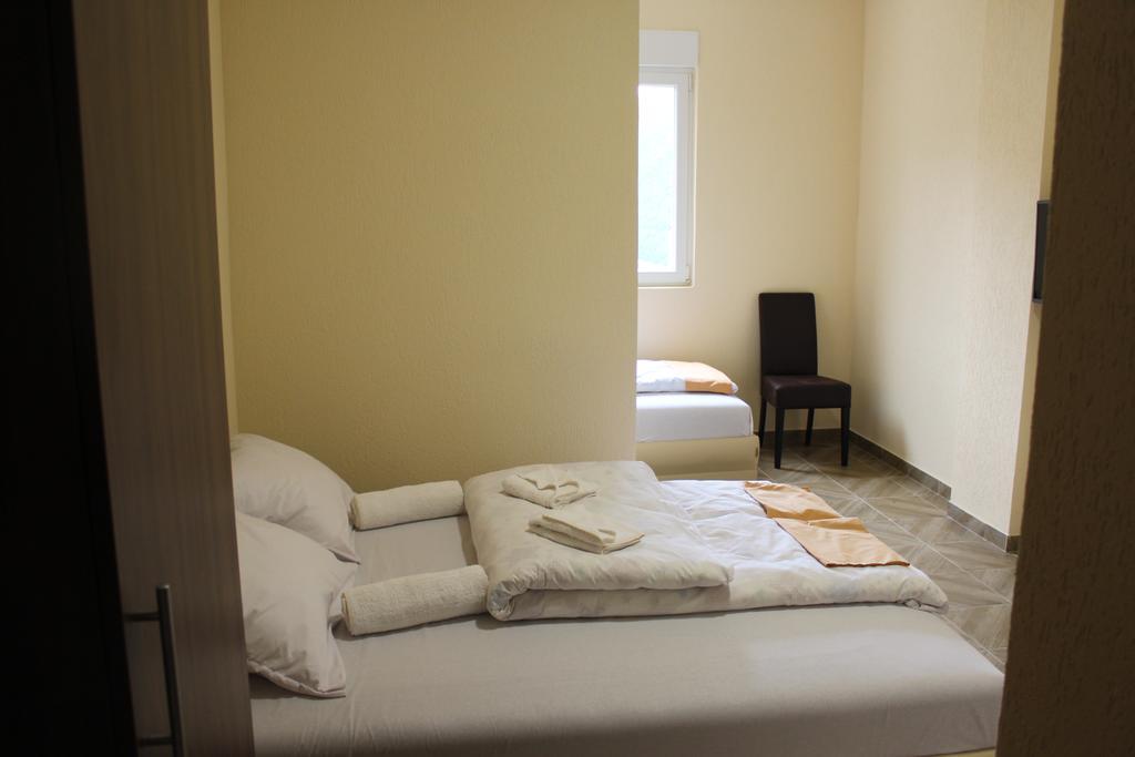 Guesthouse Eko Piva Plužine Ngoại thất bức ảnh