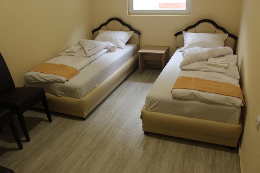 Guesthouse Eko Piva Plužine Ngoại thất bức ảnh