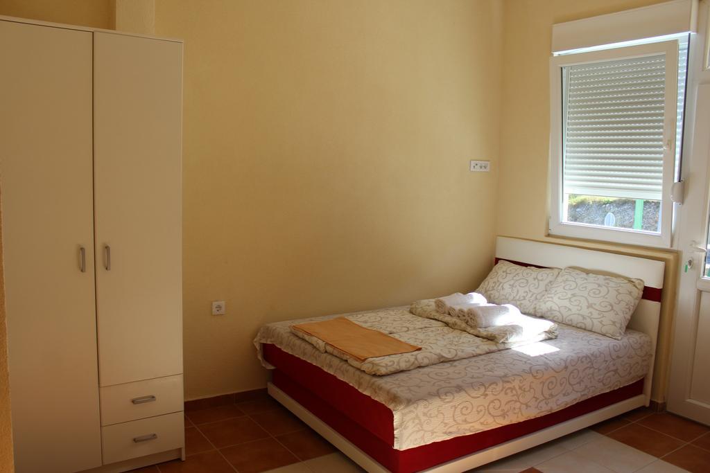 Guesthouse Eko Piva Plužine Ngoại thất bức ảnh